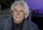 Breukelen 12 februari 2024
Ria Valk viert haar 65 jarig artiesten jubileum en krijgt een koninklijk onderscheiding van de burgemeester van de Ronde Venen. Hans Wennekes