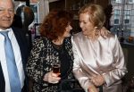 Breukelen 12 februari 2024
Ria Valk viert haar 65 jarig artiesten jubileum en krijgt een koninklijk onderscheiding van de burgemeester van de Ronde Venen. Imca Marina kwam met haar hondje