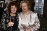 Breukelen 12 februari 2024
Ria Valk viert haar 65 jarig artiesten jubileum en krijgt een koninklijk onderscheiding van de burgemeester van de Ronde Venen. Imca Marina kwam met haar hondje