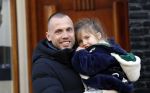 Amsterdam 27 januari 2024
Johnny Heitinga samen met zijn dochter op straat in Amsterdam zuid.