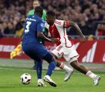 Amsterdam, 3 Februari 2024 AJAX-PSV, eindstand 1-1
Kompetitie Seizoen 2023-2024
Jordan Henderson en Jordan Teze