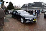 Sassenheim 15 februari 2024
Koningin Maxima bij JoJo in Sassenheim. Maxima haar nieuwe verlengde Audi A8 Htbrid