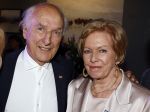 Breukelen 12 februari 2024
Ria Valk viert haar 65 jarig artiesten jubileum en krijgt een koninklijk onderscheiding van de burgemeester van de Ronde Venen.