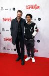Amsterdam 21 januari 2024
Premiere Jesus Christ Superstar in het DeLaMar theater. Peter v d Vorst met zoon