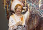 Breukelen 12 februari 2024
Ria Valk viert haar 65 jarig artiesten jubileum en krijgt een koninklijk onderscheiding van de burgemeester van de Ronde Venen.