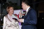 Breukelen 12 februari 2024
Ria Valk viert haar 65 jarig artiesten jubileum en krijgt een koninklijk onderscheiding van de burgemeester van de Ronde Venen.