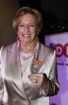 Breukelen 12 februari 2024
Ria Valk viert haar 65 jarig artiesten jubileum en krijgt een koninklijk onderscheiding van de burgemeester van de Ronde Venen.