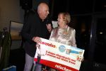 Breukelen 12 februari 2024
Ria Valk viert haar 65 jarig artiesten jubileum en krijgt een koninklijk onderscheiding van de burgemeester van de Ronde Venen.