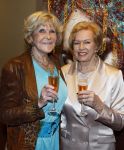 Breukelen 12 februari 2024
Ria Valk viert haar 65 jarig artiesten jubileum en krijgt een koninklijk onderscheiding van de burgemeester van de Ronde Venen. Ria Valk en Astrid Engels