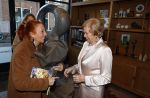 Breukelen 12 februari 2024
Ria Valk viert haar 65 jarig artiesten jubileum en krijgt een koninklijk onderscheiding van de burgemeester van de Ronde Venen. Ria Valk en Carry Tefsen