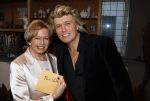 Breukelen 12 februari 2024
Ria Valk viert haar 65 jarig artiesten jubileum en krijgt een koninklijk onderscheiding van de burgemeester van de Ronde Venen. Ria Valk en Hans Klok