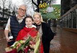 Hilversum 29 februari 2024
Presentatie Billboard van Rudolph v Veen die 40 jaar kok is . Rudolph v Veen met zijn vrouw en zoon