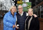 Hilversum 29 februari 2024
Presentatie Billboard van Rudolph v Veen die 40 jaar kok is . Rudolph v Veen met zijn vrouw  en Irene Moors