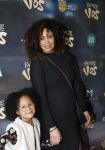 Amsterdam 3 februari 2024
Premiere Familie Vos in Pathe Arena. Sharon Doorson zwanger kwam met dochter en een vriendinnetje