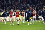 Amsterdam, 3 Februari 2024 AJAX-PSV, eindstand 1-1
Kompetitie Seizoen 2023-2024
Steven Bergwijn Borna Sosa Anton Gaaei Josip Sutalo en Tristan Gooijer