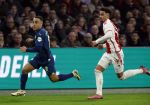 Amsterdam, 3 Februari 2024 AJAX-PSV, eindstand 1-1
Kompetitie Seizoen 2023-2024
Tristan Gooijer en Sergino Dest
