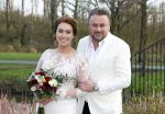 Maarssen 24 februari 2024
Wesly Bronkhorst en Raquel trouwen . Ze kwam met boot aanvaren , Dirk Zeelenberg heeft ze getrouwd.