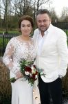Maarssen 24 februari 2024
Wesly Bronkhorst en Raquel trouwen . Ze kwam met boot aanvaren , Dirk Zeelenberg heeft ze getrouwd.