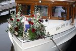 Maarssen 24 februari 2024
Wesly Bronkhorst en Raquel trouwen . Ze kwam met boot aanvaren , Dirk Zeelenberg heeft ze getrouwd.