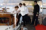 Maarssen 24 februari 2024
Wesly Bronkhorst en Raquel trouwen . Ze kwam met boot aanvaren , Dirk Zeelenberg heeft ze getrouwd.