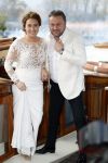 Maarssen 24 februari 2024
Wesly Bronkhorst en Raquel trouwen . Ze kwam met boot aanvaren , Dirk Zeelenberg heeft ze getrouwd.