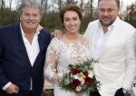Maarssen 24 februari 2024
Wesly Bronkhorst en Raquel trouwen . Ze kwam met boot aanvaren , Dirk Zeelenberg heeft ze getrouwd.