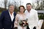 Maarssen 24 februari 2024
Wesly Bronkhorst en Raquel trouwen . Ze kwam met boot aanvaren , Dirk Zeelenberg heeft ze getrouwd.