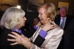 Breukelen 12 februari 2024
Ria Valk viert haar 65 jarig artiesten jubileum en krijgt een koninklijk onderscheiding van de burgemeester van de Ronde Venen. Ria Valk en Willeke Alberti