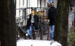 Amsterdam 9 fgebruari 2024
Youp v t Hek doet boodschappen bij AH en bellend op straat in het centrum van Amsterdam.