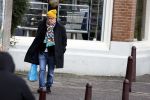 Amsterdam 9 fgebruari 2024
Youp v t Hek doet boodschappen bij AH en bellend op straat in het centrum van Amsterdam.