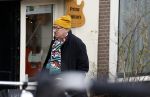 Amsterdam 9 fgebruari 2024
Youp v t Hek doet boodschappen bij AH en bellend op straat in het centrum van Amsterdam.
