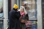 Amsterdam 9 fgebruari 2024
Youp v t Hek doet boodschappen bij AH en bellend op straat in het centrum van Amsterdam.