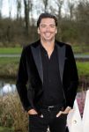Maarssen 24 februari 2024
Wesly Bronkhorst en Raquel trouwen . Ze kwam met boot aanvaren , Dirk Zeelenberg heeft ze getrouwd. Yves Berendse kwam met zijn. vriendin