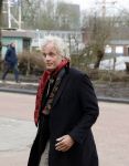 Amsterdam 24 januari 2025
Crematie Manuela Kemp op zorgvlied in Amsterdam. Jeroen Pauw met ex vriendin Nimet Akdemir
