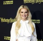 Amsterdam 10 februari 2026
Premiere Wuthering Heights in Tuschinski . Angela v d Brink