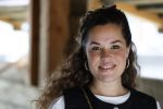 Amsterdam 30 januari 2026
Buiten gewone gezinnen, het nieuwe boek van acteur, columnist en podcastmaker Diego Gonzalez-Clark is vandaag gepresenteerd. Chantal Janzen ontving het eerste boek . Annefleur v d Berg