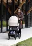 Amsterdam 30 januari 2026
Buiten gewone gezinnen, het nieuwe boek van acteur, columnist en podcastmaker Diego Gonzalez-Clark is vandaag gepresenteerd. Anouk Maas kwam met haar pasgeboren dochtertje
