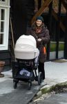 Amsterdam 30 januari 2026
Buiten gewone gezinnen, het nieuwe boek van acteur, columnist en podcastmaker Diego Gonzalez-Clark is vandaag gepresenteerd. Anouk Maas kwam met haar pasgeboren dochtertje