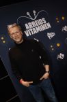 Hilversum 19 februari 2026
Rick van Velthuysen, Bas Westerweel, Hans Schiffers en Mirjam Verhoef tijdens de viering van het 80-jarig jubileum van Arbeidsvitaminen. Het langstlopende nationale radioprogramma viert dit met een live-uitzending vanuit de Vioolkist in Hilversum