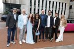 Amsterdam 31 januari 2026
Premiere Duivinder in het VUE  theater . Cast Cast (Luc Swinkels, Sytse Faber, Jesper Hesseling, Perry Mulder, Liza Sips, Styno Huijkman, Harry Piekema, Rik Sinkeldam, Ruben van der Meer, Lisanne Hoefnagels, Merijn Oerlemans, Zahra Wijnstijn, Elly de Graaf)