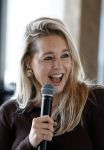 Amsterdam 30 januari 2026
Buiten gewone gezinnen, het nieuwe boek van acteur, columnist en podcastmaker Diego Gonzalez-Clark is vandaag gepresenteerd. Chantal Janzen ontving het eerste boek .