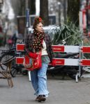 Amsterdam 27 januari 2026
Debbie de Jong BenB vol liefde op straat in Amsterdam zuid.