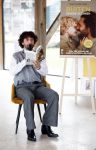 Amsterdam 30 januari 2026
Buiten gewone gezinnen, het nieuwe boek van acteur, columnist en podcastmaker Diego Gonzalez-Clark is vandaag gepresenteerd. Chantal Janzen ontving het eerste boek .