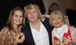 Breukelen, 11 Februari 2026
Ria Valk 85 jaar
Hans Klok met Monique de Keulenaar en Vivian Boelen