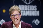 Hilversum 19 februari 2026
Rick van Velthuysen, Bas Westerweel, Hans Schiffers en Mirjam Verhoef tijdens de viering van het 80-jarig jubileum van Arbeidsvitaminen. Het langstlopende nationale radioprogramma viert dit met een live-uitzending vanuit de Vioolkist in Hilversum