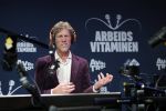 Hilversum 19 februari 2026
Rick van Velthuysen, Bas Westerweel, Hans Schiffers en Mirjam Verhoef tijdens de viering van het 80-jarig jubileum van Arbeidsvitaminen. Het langstlopende nationale radioprogramma viert dit met een live-uitzending vanuit de Vioolkist in Hilversum