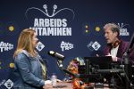 Hilversum 19 februari 2026
Rick van Velthuysen, Bas Westerweel, Hans Schiffers en Mirjam Verhoef tijdens de viering van het 80-jarig jubileum van Arbeidsvitaminen. Het langstlopende nationale radioprogramma viert dit met een live-uitzending vanuit de Vioolkist in Hilversum