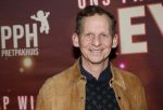Amsterdam 26 januari 2026
Premiere ons pap wil bij de revue in het deLaMar theater . Joep Onderdelinden