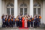 Den Haag 24 Februari 2026
De Olympische medaillewinnaars op bezoek bij de Koninklijke Familie
Vlnr:

Friso Emons

Teun Boer

Jens v t Wout

Itzhak de Laat

Melle v t Wout

Antoinette Rijpma-de Jong

Femke Kok

Jenning de Boo

Koning Willem Alexander

Marijke Groenewoud

Koningin Maxima

Jutta Leerdam

Prinses Amalia

Joy Beune

Merel Conijn

Kjeld Nuis

Xandra Velzeboer

Jorrit Bergsma