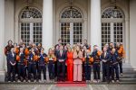 Den Haag 24 Februari 2026
De Olympische medaillewinnaars op bezoek bij de Koninklijke Familie
Vlnr:

Friso Emons

Teun Boer

Jens v t Wout

Itzhak de Laat

Melle v t Wout

Antoinette Rijpma-de Jong

Femke Kok

Jenning de Boo

Koning Willem Alexander

Marijke Groenewoud

Koningin Maxima

Jutta Leerdam

Prinses Amalia

Joy Beune

Merel Conijn

Kjeld Nuis

Xandra Velzeboer

Jorrit Bergsma